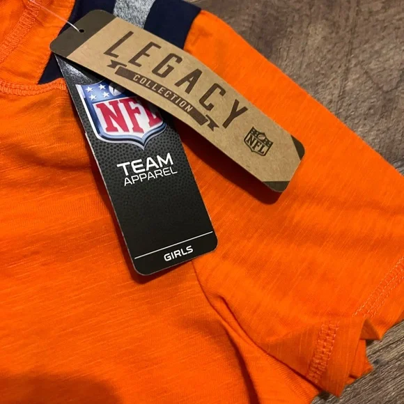 NFL Denver Broncos Tee T-Shirt Girl Fitted Lg 14 Football Short Sleeve Orange - Picture 2 of 5